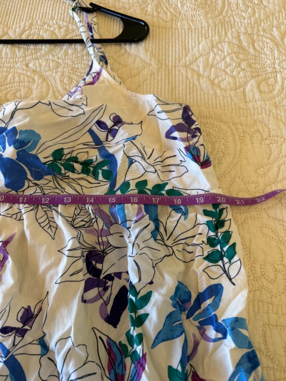 Floral spaghetti strap maxi dress, a tropical print. - Picture 6 of 7